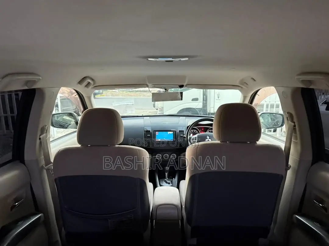 Mitsubishi Outlander 2.4 2008 White