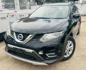 Nissan X-Trail 2015 Green