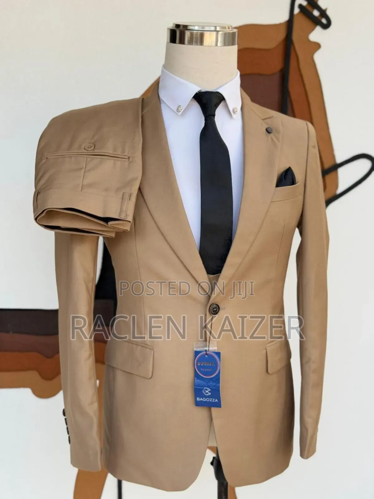 Brand Bagozza Light Brown Suit Complete