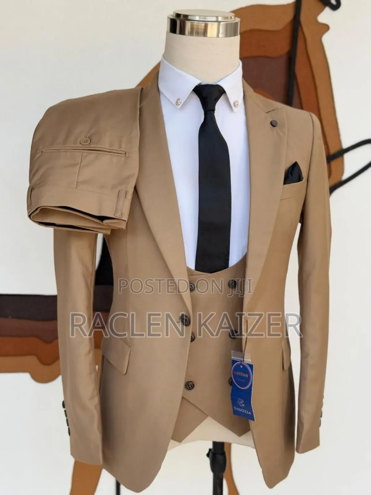 Brand Bagozza Light Brown Suit Complete