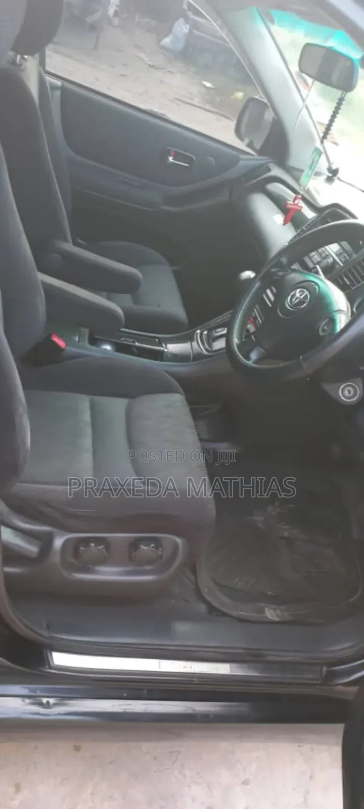 Toyota Kluger 2002 Black