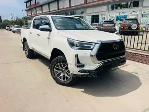 Toyota Hilux 2.4 Diesel 2020 White