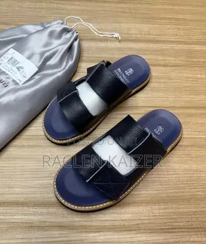 Sandles Kali
