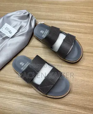 Sandles Kali