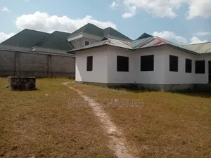 4bdrm House in Mtoni Kijichi for sale