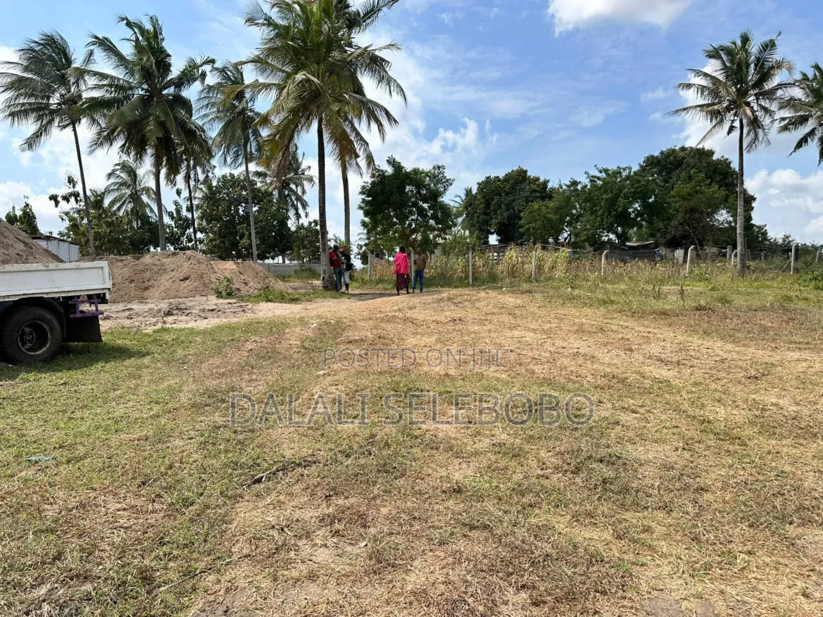 Plot Square Buku at Madale Mbopo