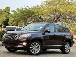 Toyota Vanguard 2010 Maroon