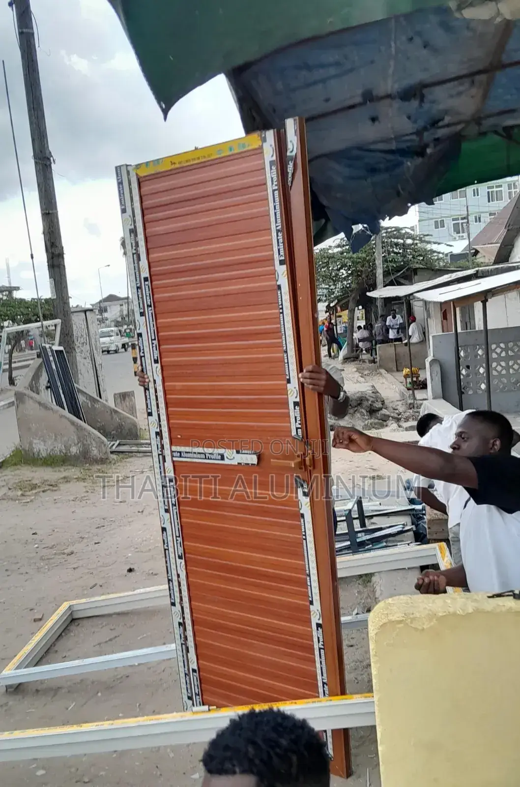 Milango Ya Aluminium Inapatikana Kwetu