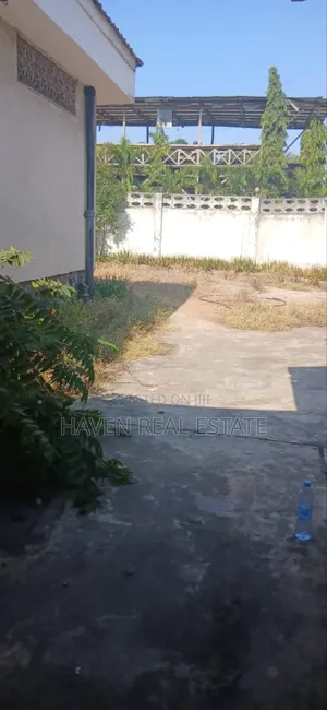 Prime Plot for Sale at Victoria Kinondoni