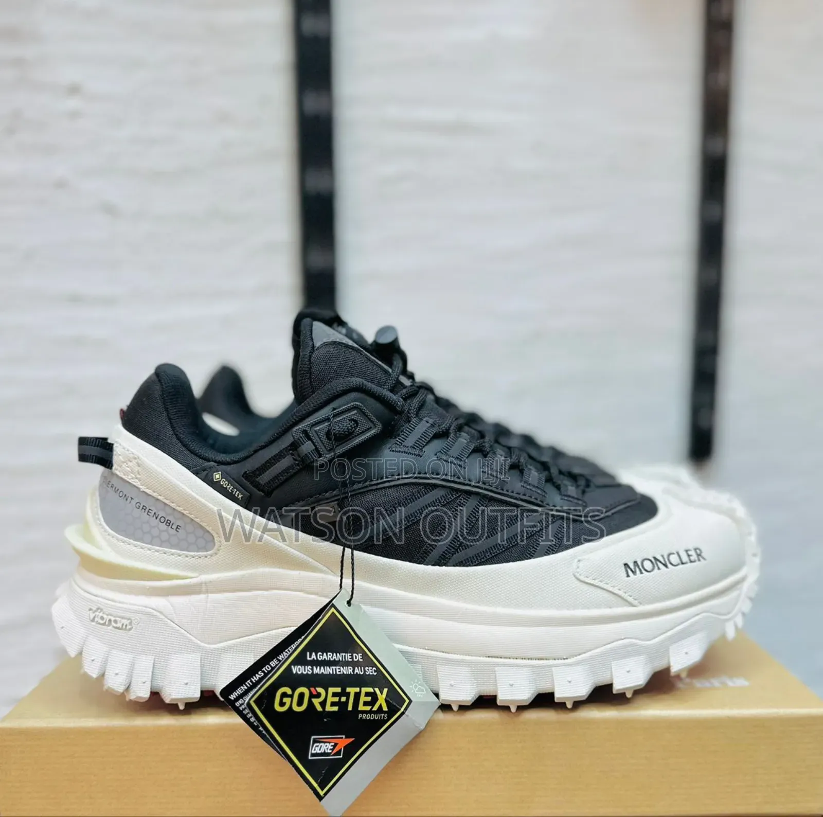 Men's Leather Shoes or Sneakers or Raba Very Smart and Hot Za Moncler