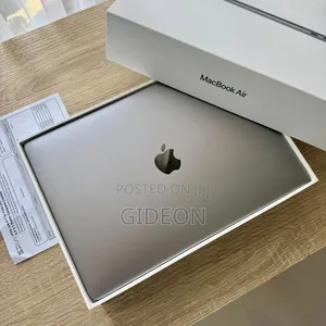 New Laptop Apple MacBook Air 2020 M1 8GB Apple M1 SSD 256GB