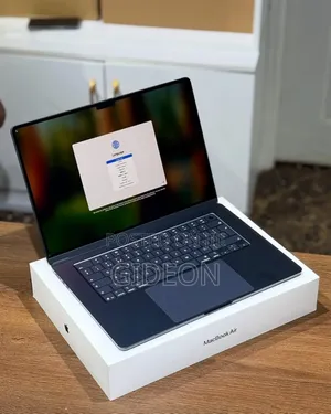 New Laptop Apple MacBook Air 2025 M4 13-Inch 24GB Apple M4 SSD 512GB