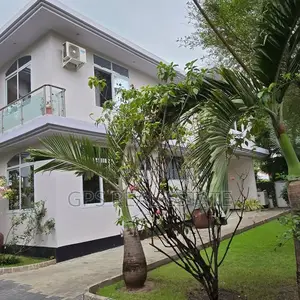 5bdrm House in Mikocheni, Kinondoni for sale