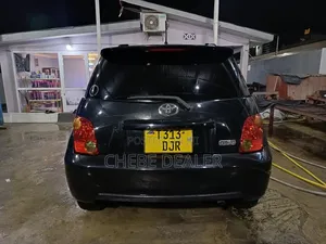 Toyota IST 2004 Black