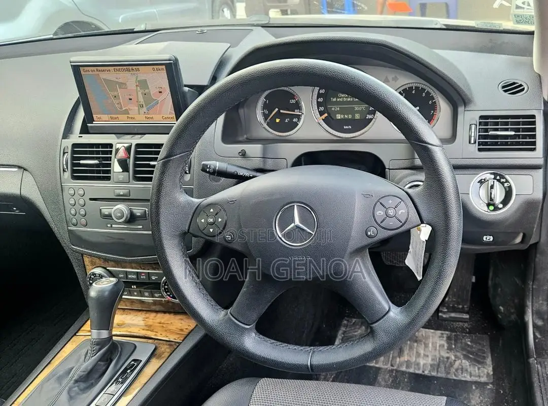 Mercedes-Benz C-Class 2008 Black