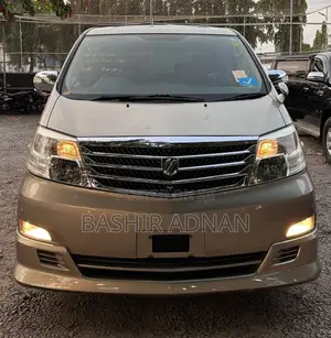 Toyota Alphard 2.4 Petrol FWD 2007 Gold