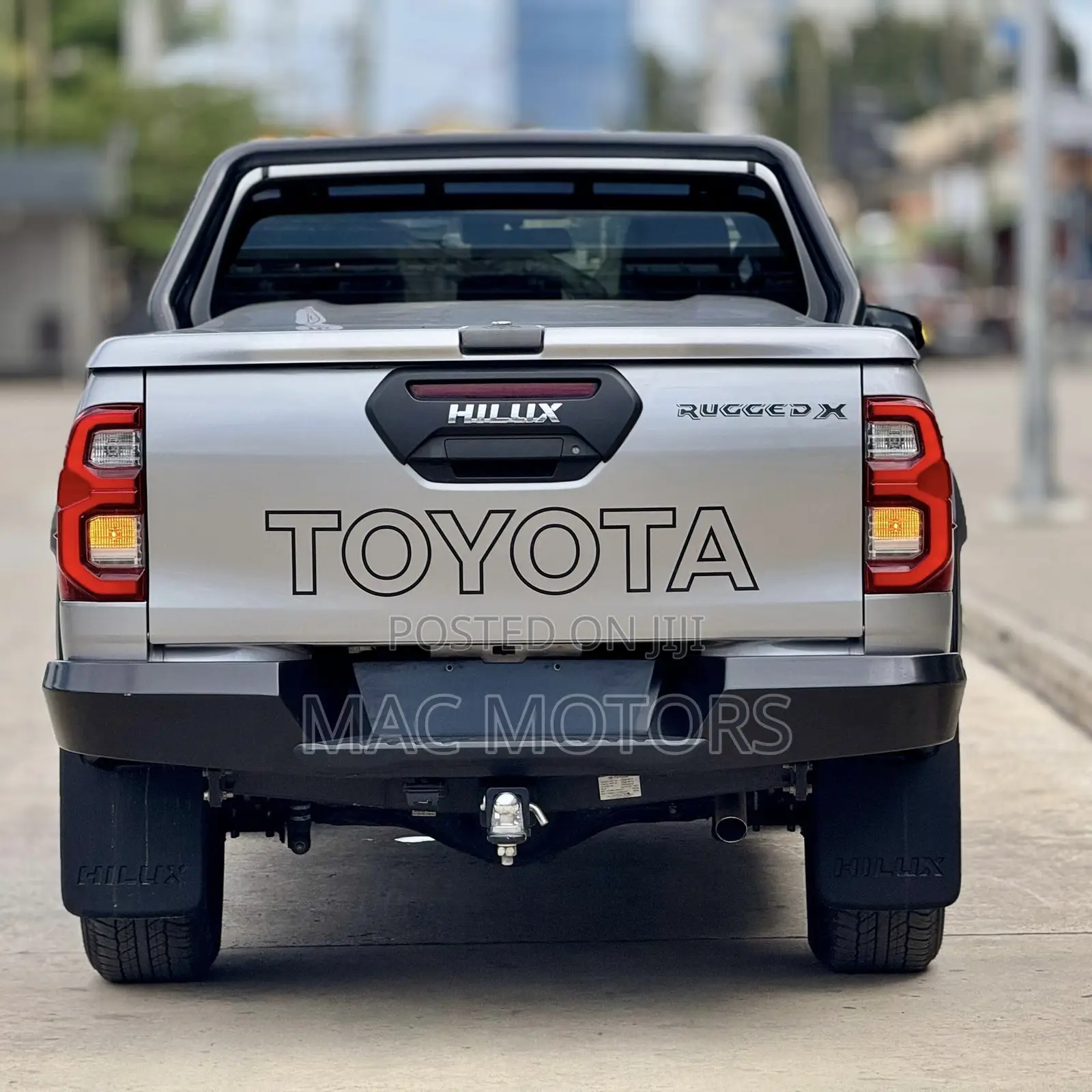 Toyota Hilux Revo Double Cab Deisel 2.8 AWD 2022 Silver
