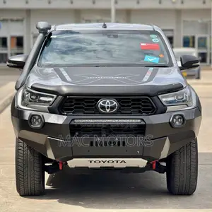 Toyota Hilux Revo Double Cab Deisel 2.8 AWD 2022 Silver