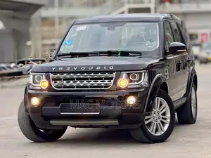 Land Rover Discovery 2016 Black