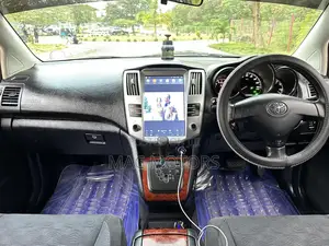 Toyota Harrier 2005 White