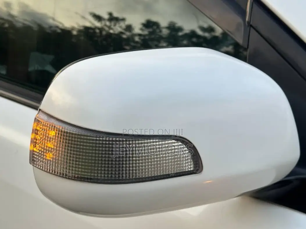 Toyota Harrier 2007 White