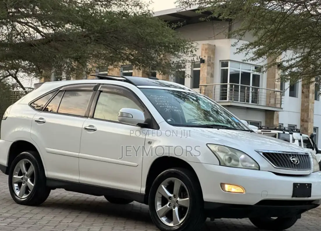 Toyota Harrier 2007 White