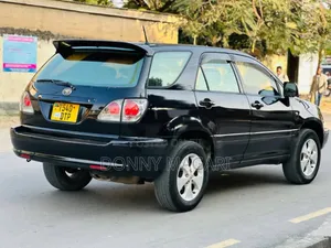 Toyota Harrier 2006