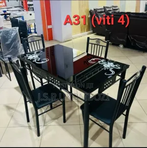 Daining Table 
With 4 Chair