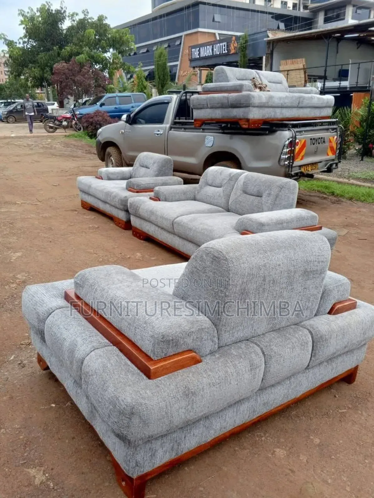 Luxury Sofa Set 2:2:1:1