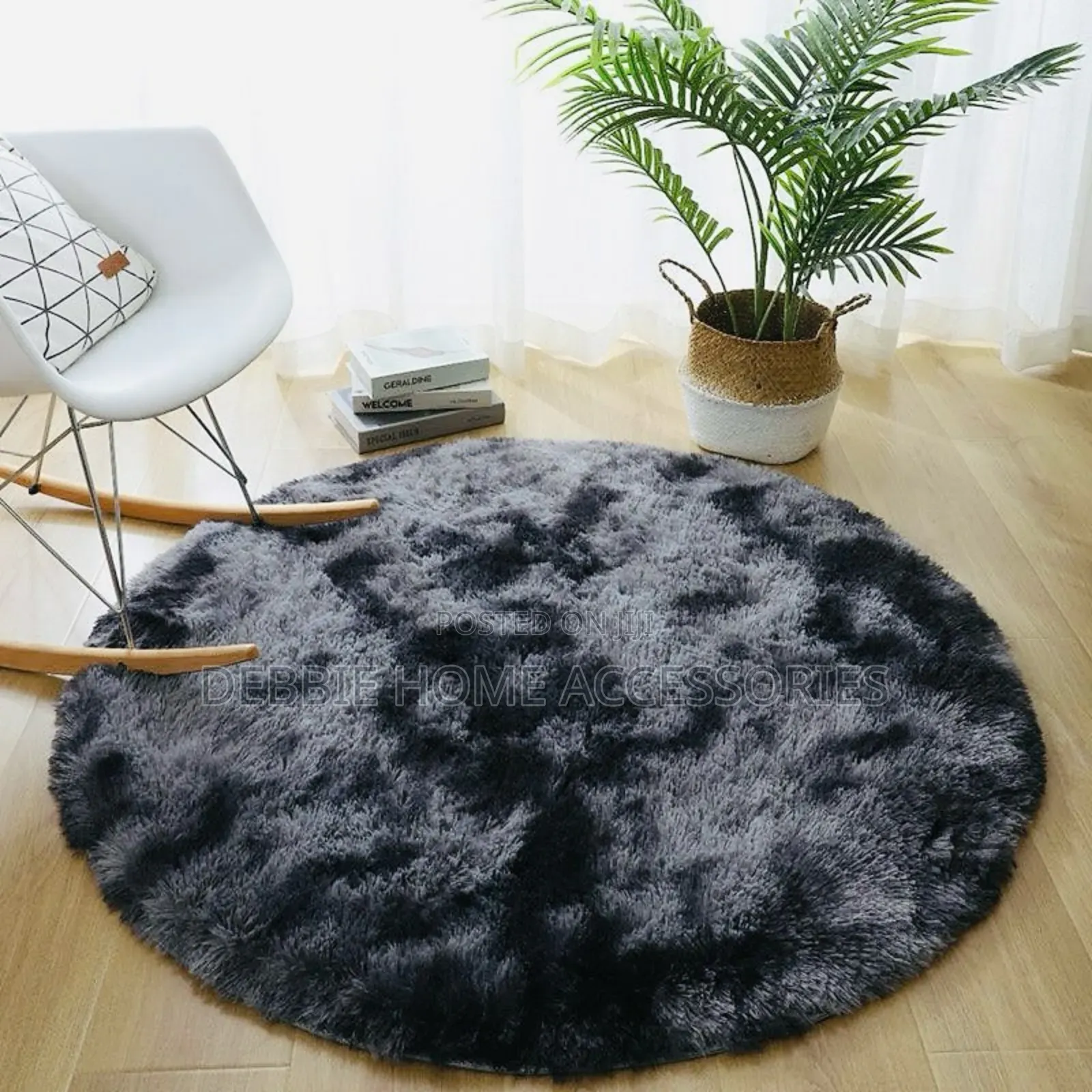 Round Fluffy Rugs in Large Size