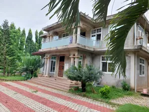 7bdrm House in Goba for sale