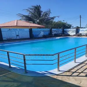 Family Swimming Pool Kids Games