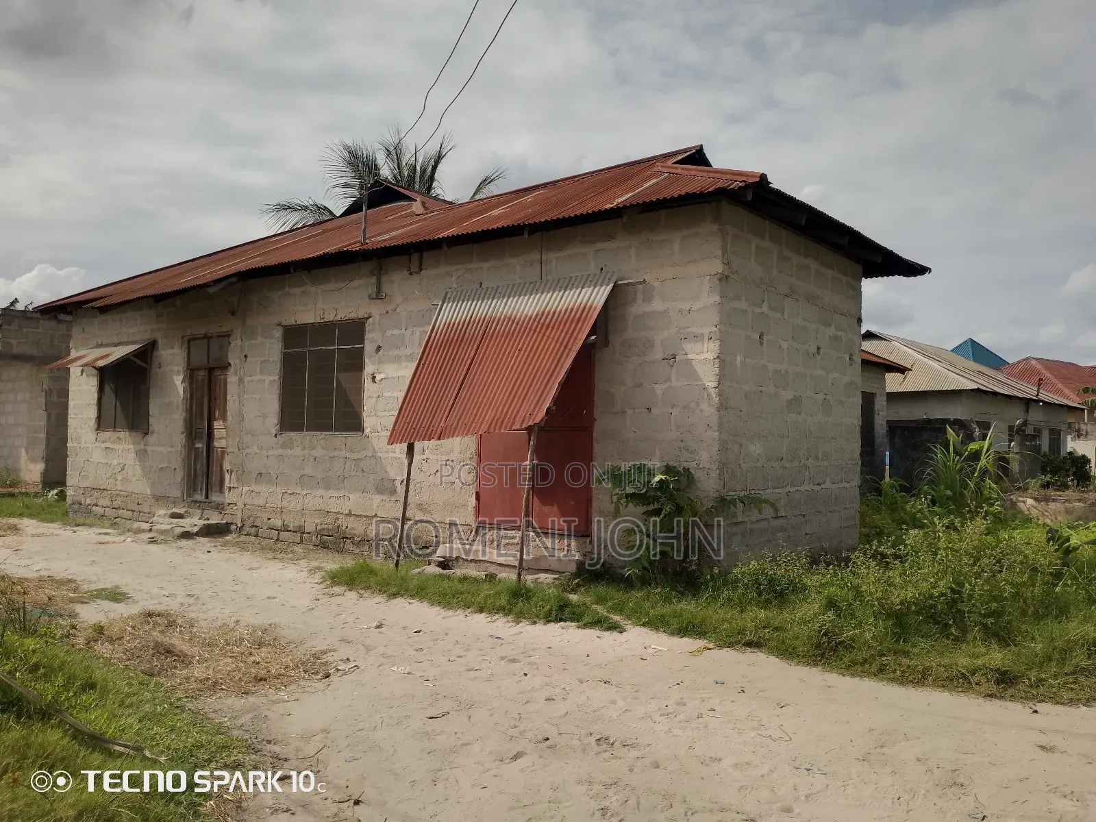 10bdrm House in Tanzania Daresalaam, Ilala for sale