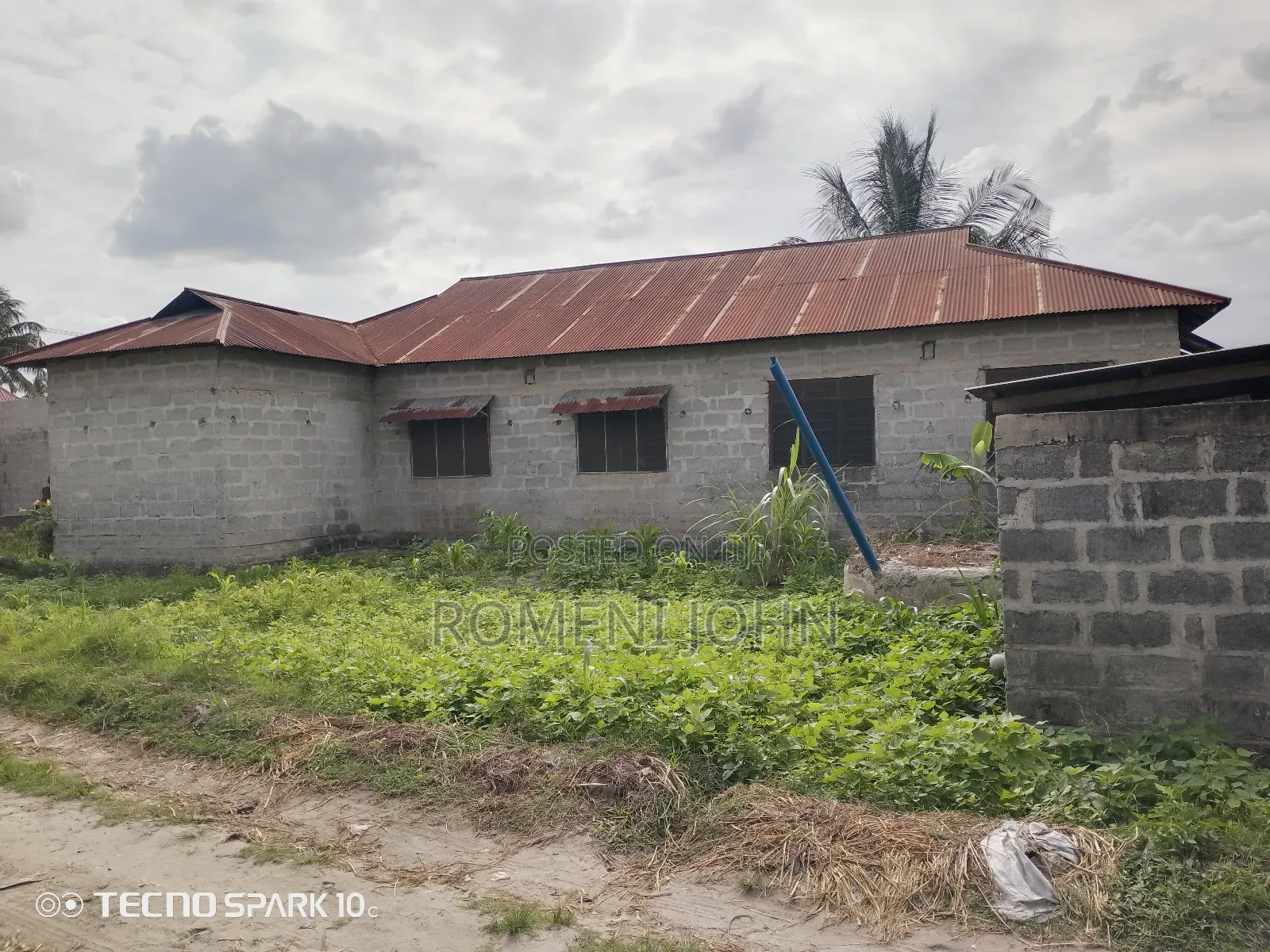 10bdrm House in Tanzania Daresalaam, Ilala for sale