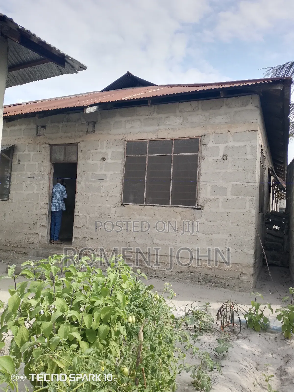 10bdrm House in Tanzania Daresalaam, Ilala for sale