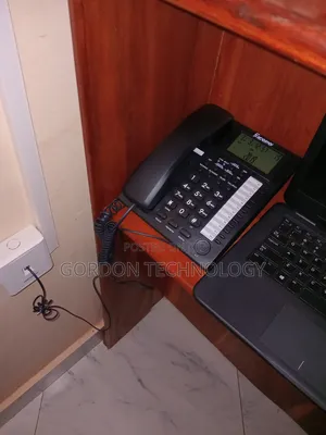 Tunafunga System Za Simu KTK Vyumba Vya Hoteli Au Ofisi.