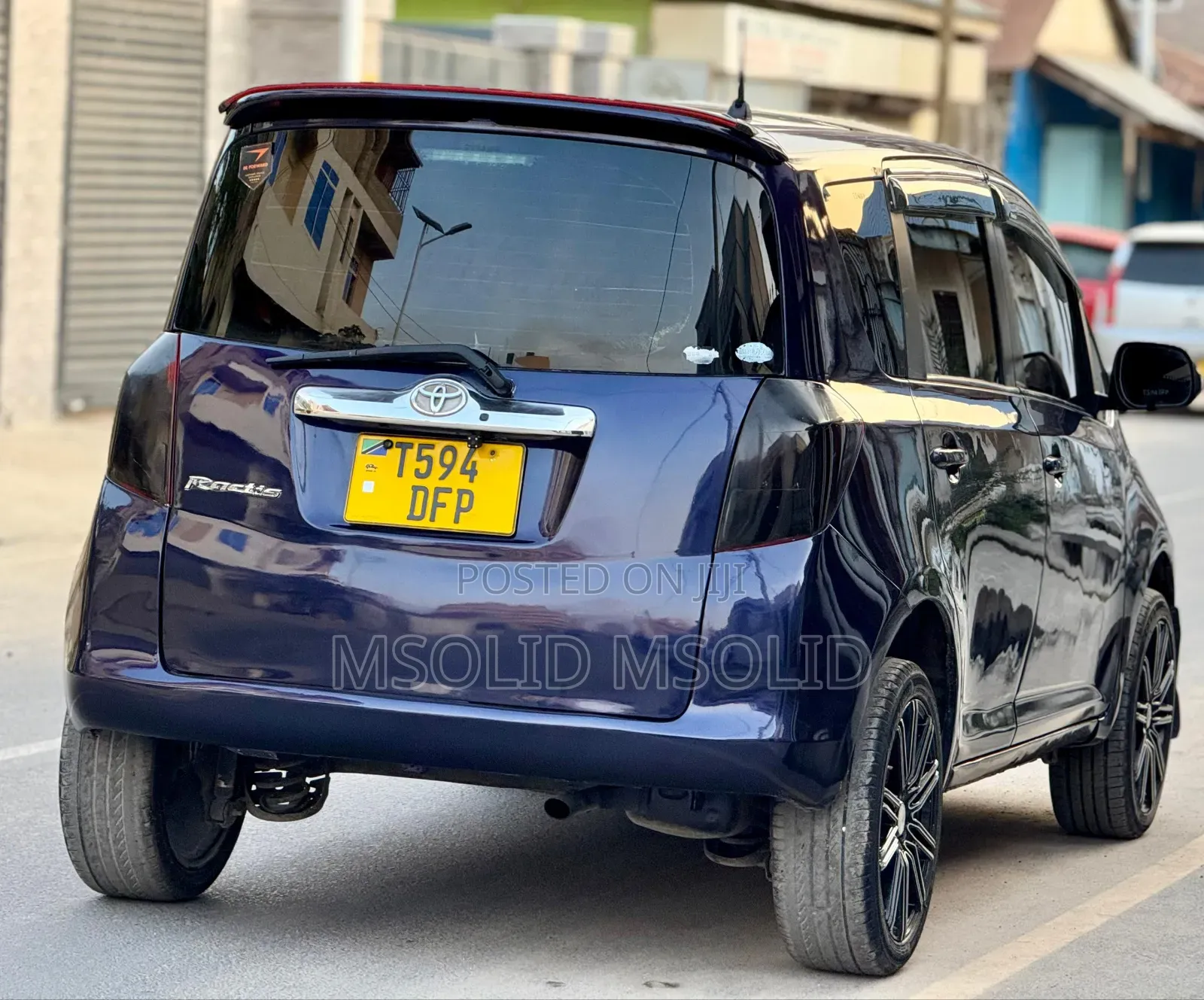 Toyota Ractis 2005 Blue
