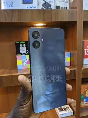 Samsung Galaxy A06 64 GB Blue