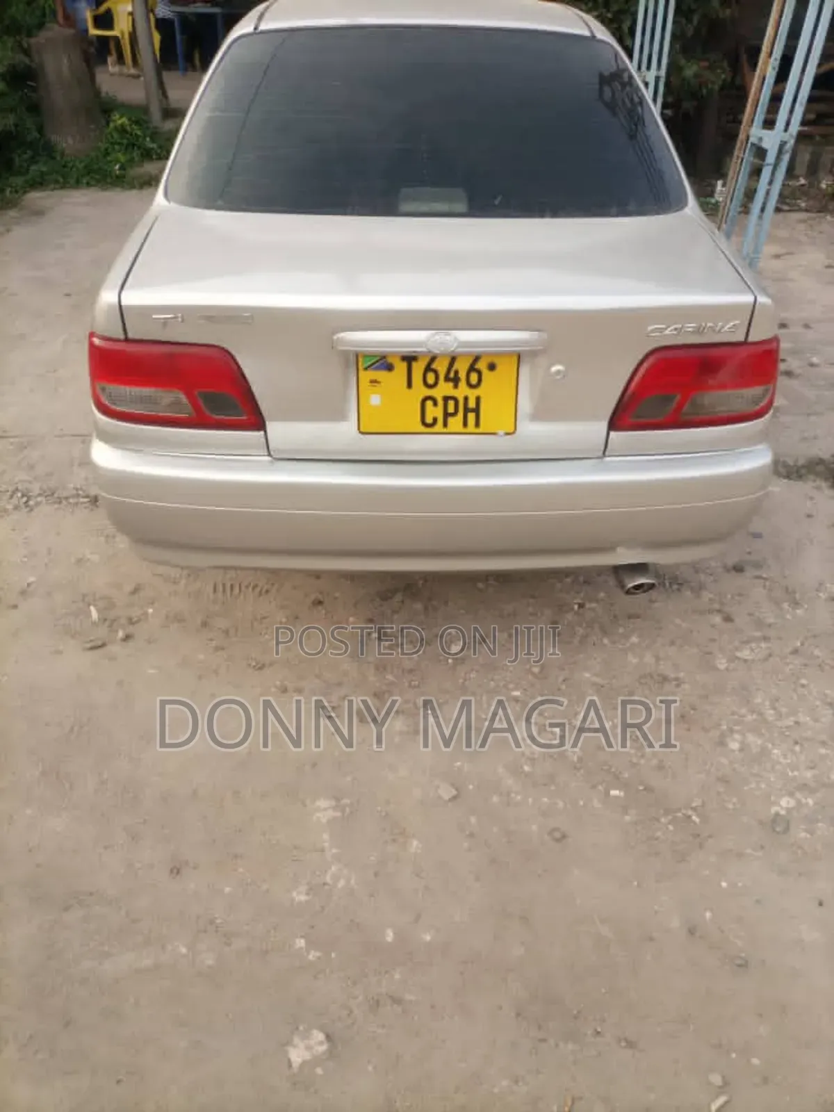 Toyota Carina 1.5 FWD Sedan 2000 Silver