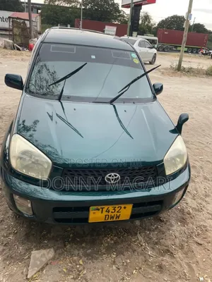 Toyota RAV4 2005 Green