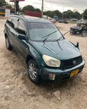 Toyota RAV4 2005 Green
