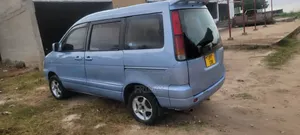 Toyota Noah 2003 Blue