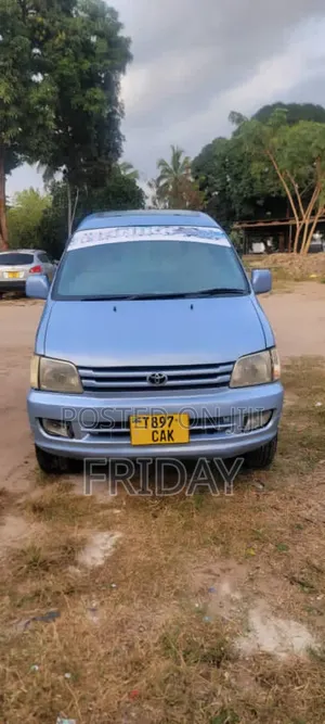 Toyota Noah 2003 Blue