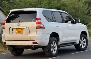 Toyota Land Cruiser Prado 2011 White