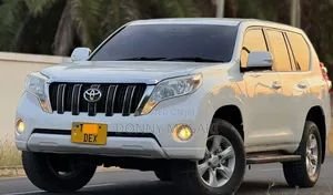Toyota Land Cruiser Prado 2011 White