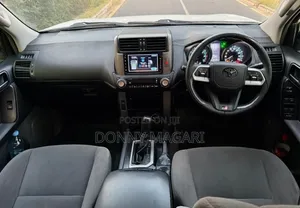 Toyota Land Cruiser Prado 2011 White