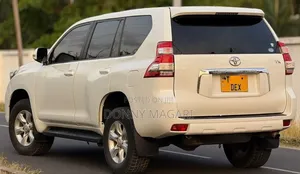 Toyota Land Cruiser Prado 2011 White