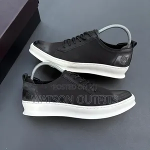 Men's Timberlands or Viatu Vya Low Cut Official Na Very Classic