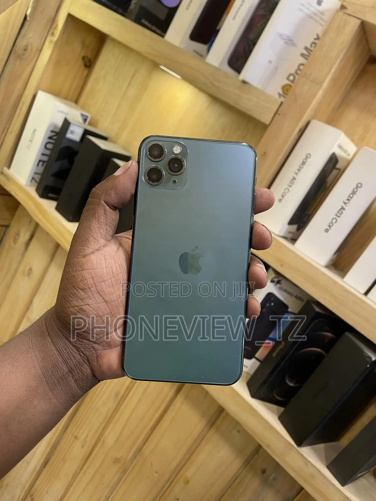 Apple iPhone 11 Pro Max 64 GB Green
