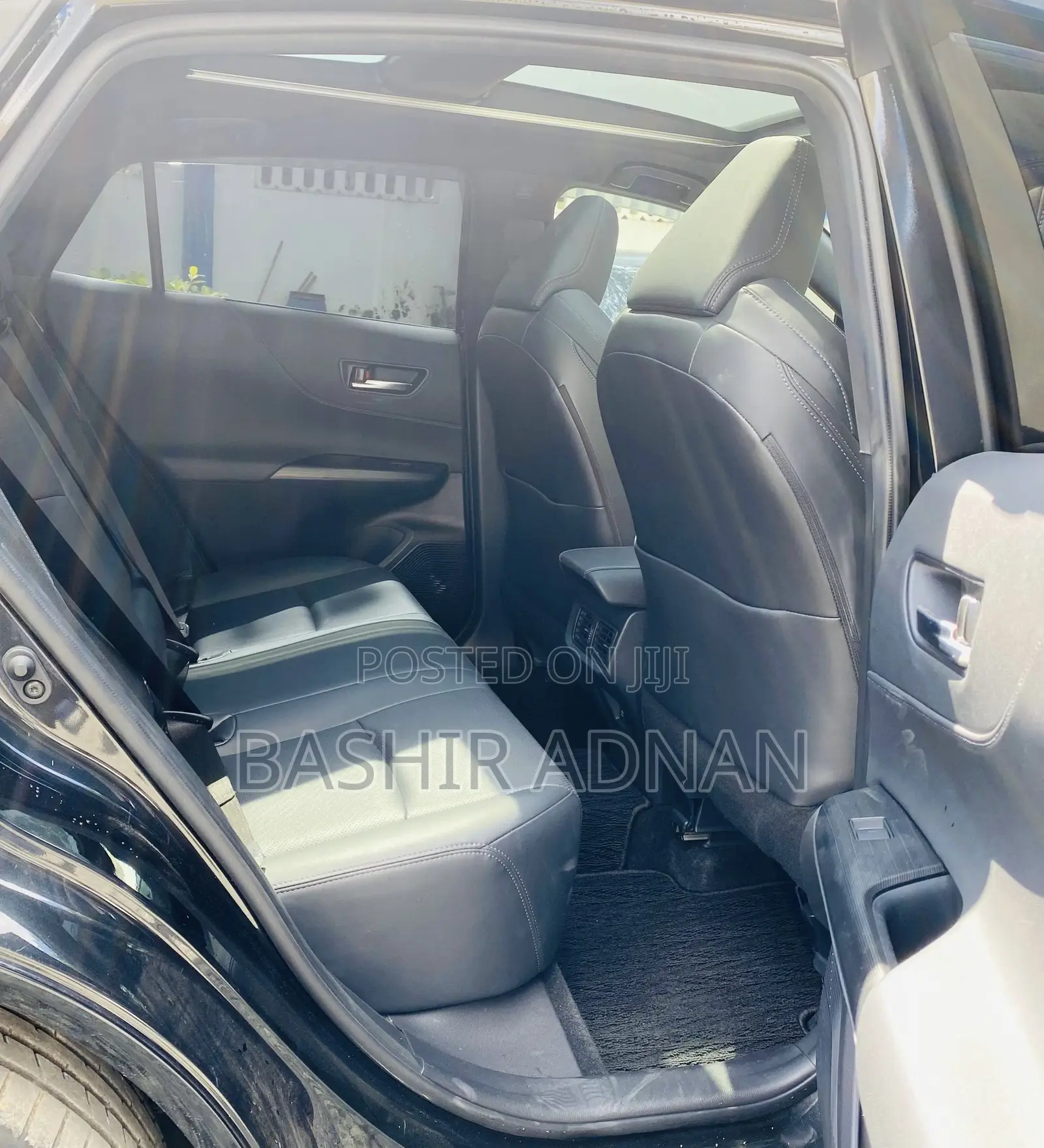 Toyota Harrier 2.0 2021 Black
